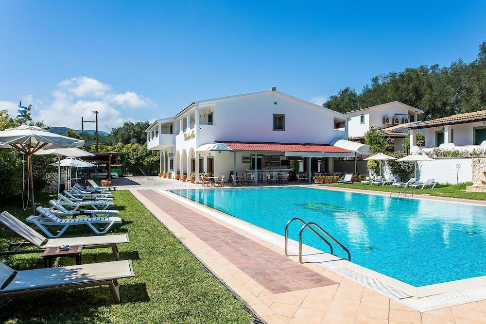 Paradise Inn Liapades Corfu Ngoại thất bức ảnh