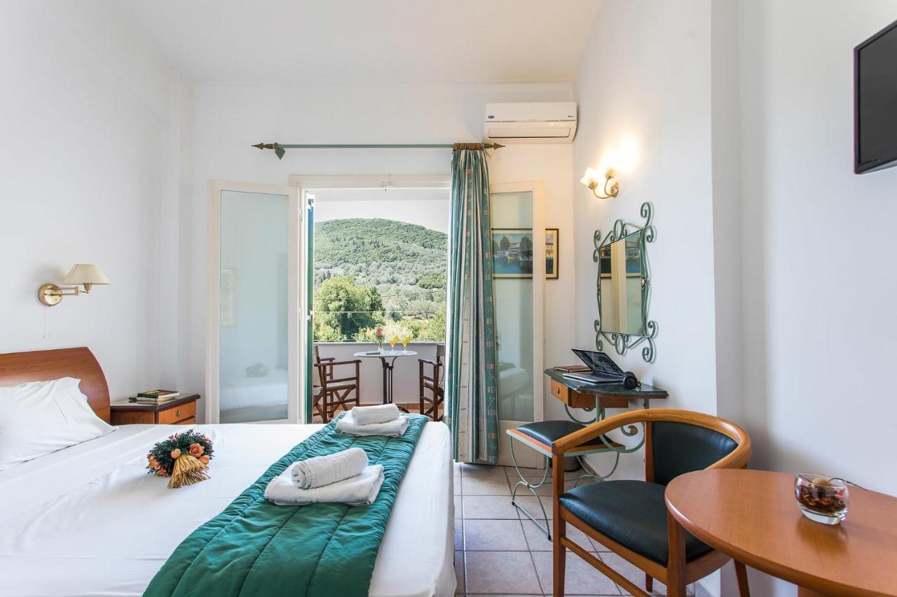 Paradise Inn Liapades Corfu Ngoại thất bức ảnh